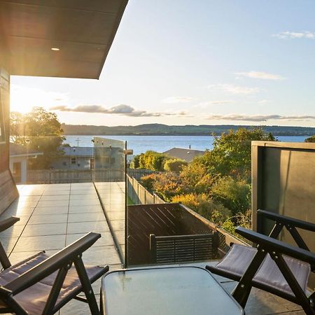 Taupo Escape - Rainbow Point Holiday Home Buitenkant foto